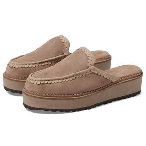 Seychelles Stand Tall clog in color Sand Suede
